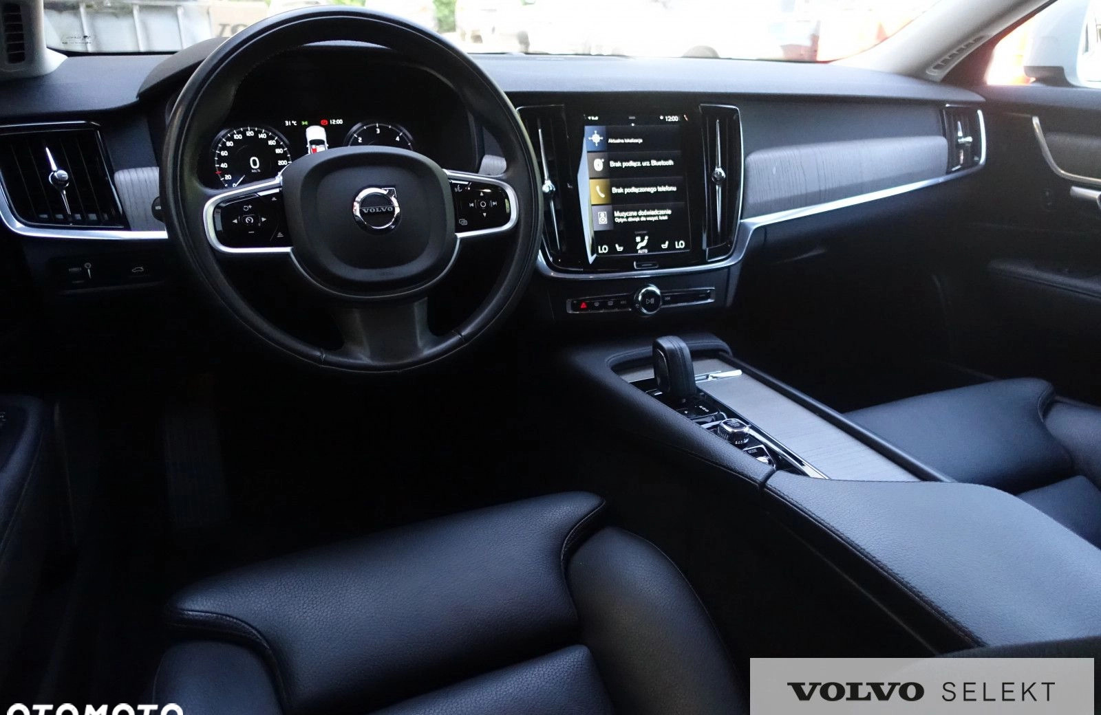 Volvo V90 Cross Country cena 168900 przebieg: 141575, rok produkcji 2021 z Radomsko małe 667